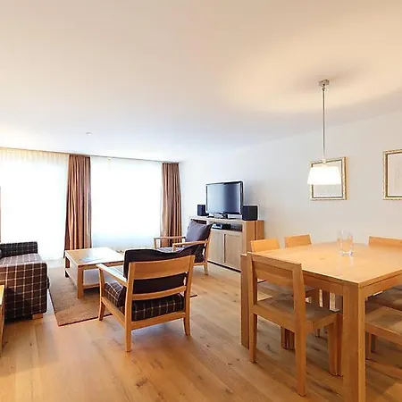 Appartement Sleeps 4 Pool Wifi